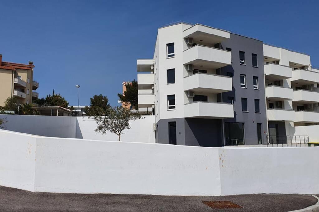 Apartment Alexandra Premantura Bagian luar foto