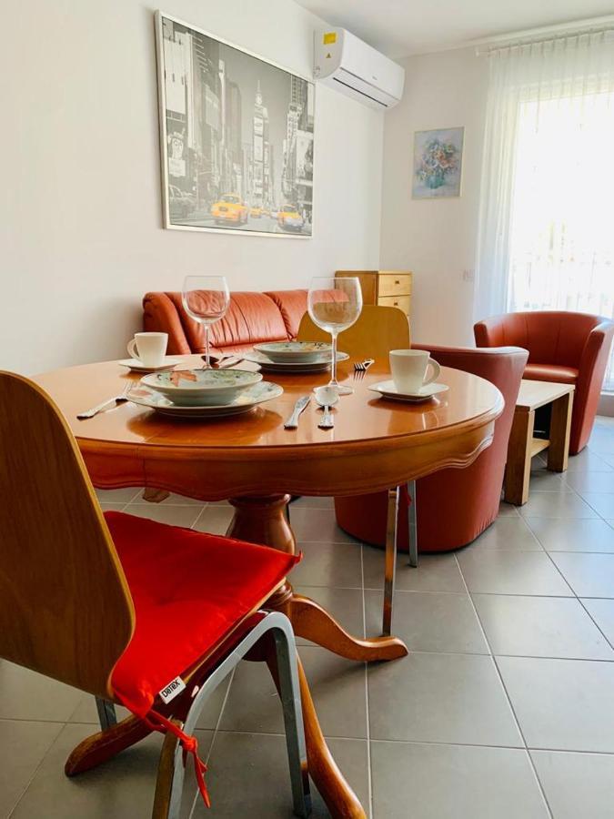 Apartment Alexandra Premantura Bagian luar foto